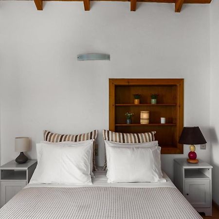 Traditional Rustic Maisonette By Konnect Agios Ioannis Peristerion Esterno foto