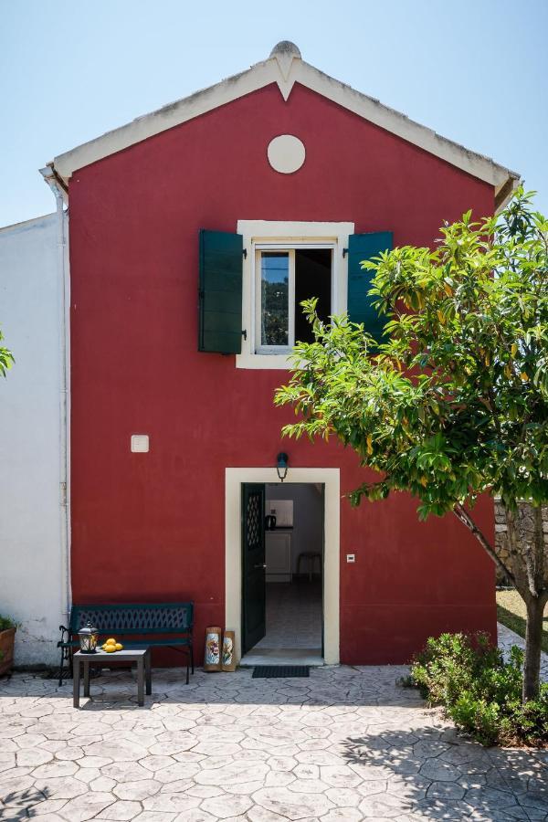 Traditional Rustic Maisonette By Konnect Agios Ioannis Peristerion Esterno foto